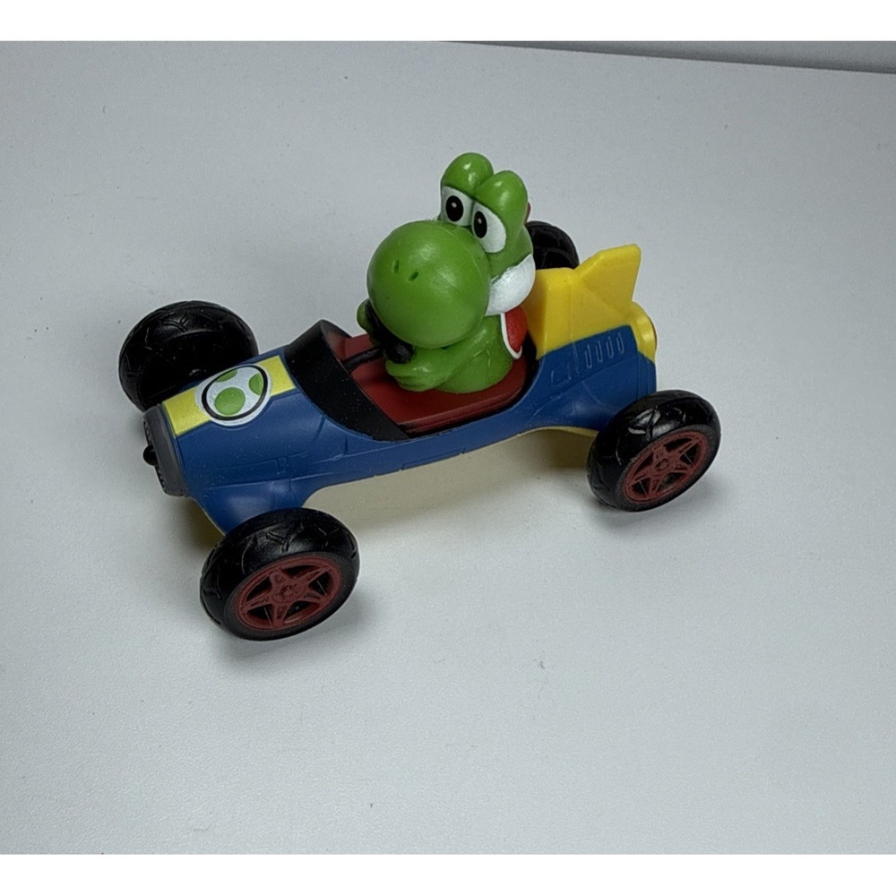 Jakks Pacific World of Nintendo Mario‎ Kart Yoshi in Blue Car  Figure